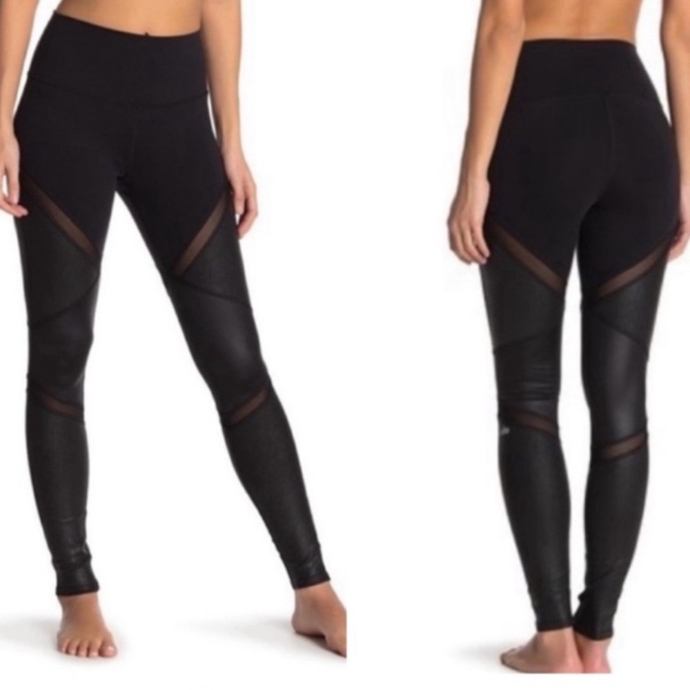 Alo Yoga leggings, black, size Medium. Excellent condition. Mesh